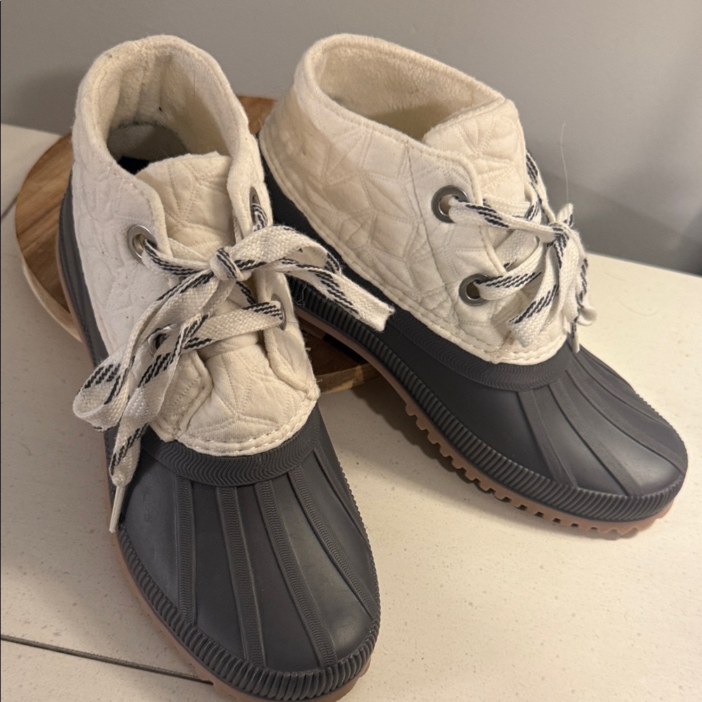 Maurices White and Gray Ankle Boots